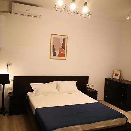 Apartament Vlad's